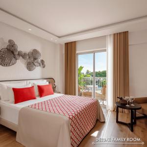 Postel nebo postele na pokoji v ubytování Akka Antedon Hotel - Premium Ultra All Inclusive