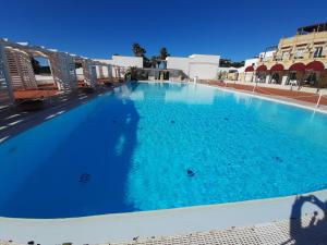 Bazén v ubytování Messapia Hotel nebo v jeho okolí