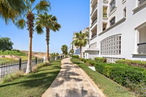 Zahrada ubytování WelHome - Luxury Apt Close to Yas Water and Ferrari World