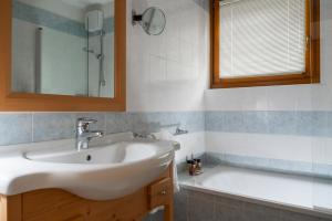 Ένα μπάνιο στο Hotel Gianna