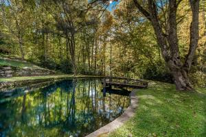 Fotografie z fotogalerie ubytování The Lodge v destinaci Canton