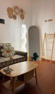 Gallery image of Nih Homestay Studio Apartment with Nice View in Hanoi