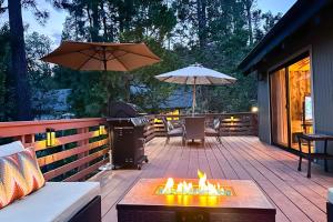 En balkon eller terrasse på Wishing Well Cabin