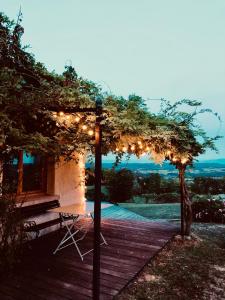 Fotografie z fotogalerie ubytování Les Garennes v destinaci Saint-Uze + 43 fotografií