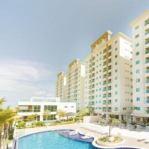 Swimmingpoolen hos eller tæt på Salinas Park Resort