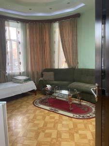Manand Hotel的休息区