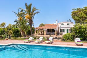 Bazén v ubytování Casa Carlos - Villa en Son Cabrises nebo v jeho okolí