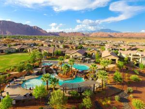 an aerial view of a resort with two pools at Paradise Village at Zion 28 Private Hot Tub, Outdoor firepit, and Community Pool in Santa Clara