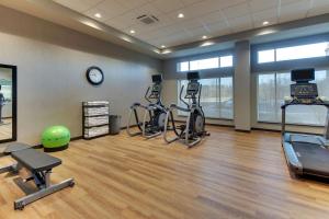 Fitness centar i/ili fitness sadržaji u objektu Drury Inn & Suites Columbus Polaris