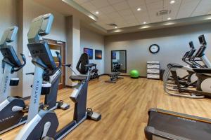 Fitness centar i/ili fitness sadržaji u objektu Drury Inn & Suites Columbus Polaris