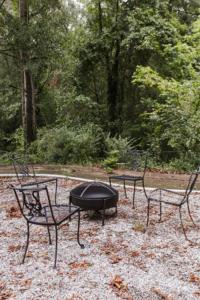 Fotografie z fotogalerie ubytování Greenway Garage with Firepit v destinaci Athens