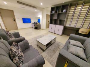 TV i/ili multimedijalni sistem u objektu Wave View Hotel