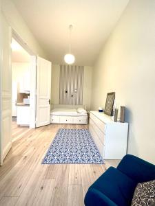 Et opholdsområde på Luxury Huge Apartman - 92m2 - 3 Bedrooms - Free Garage!