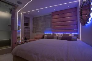 Postel nebo postele na pokoji v ubytování Hotel Blanche 大人専用 Adult only hotel