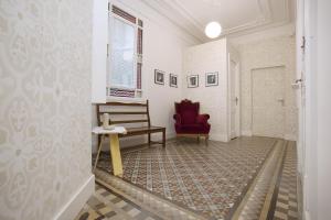 A seating area at yök Casa Cultura