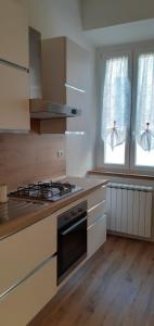Dapur atau dapur kecil di Stella Apartment +17 gambar
