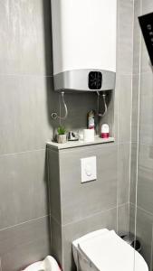 Ένα μπάνιο στο New modern accommodation in city