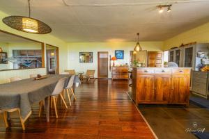 Cucina o angolo cottura di Horizon Hill Villa