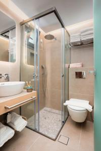 Koupelna v ubytování Akti Retzika