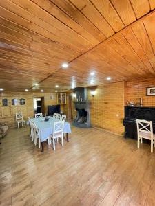 Posezení v ubytování Villa Kursebi