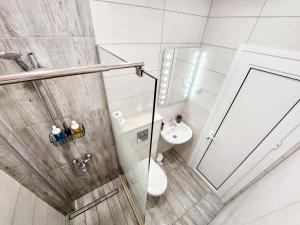 Et badeværelse på Malavi TN2 top center apartment Ruse + 27 billeder