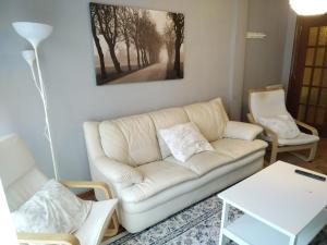 Posezení v ubytování apartamento gran Vía