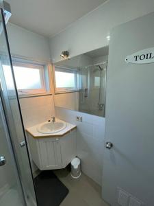 Ένα μπάνιο στο Cabaña Los Queltehue