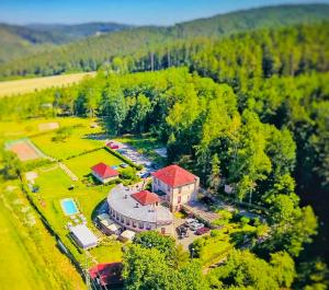 Fotografie z fotogalerie ubytování Hotel Ermi v destinaci Jince