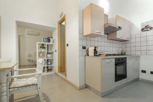 A kitchen or kitchenette at Zefnea House