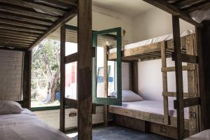 Krevet ili kreveti na kat u jedinici u objektu Negrita Hostel