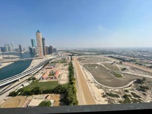 ภาพในคลังภาพของ Amna tower with a beautiful view and a chic style ในดูไบ