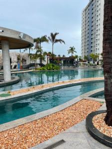 Bazén v ubytování Salinas Premium Resort nebo v jeho okolí
