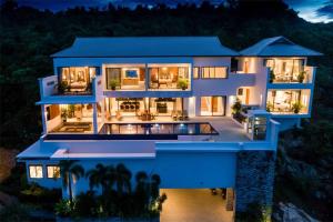 Το κτήριο όπου στεγάζεται  η βίλα