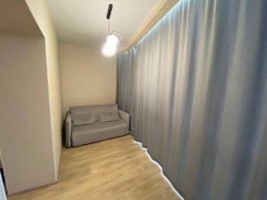 Posteľ alebo postele v izbe v ubytovaní Atlant luxury Big Family Perlina Apart on Golovna поряд з ТЦ Депот