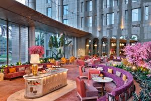 Posezení v ubytování Waldorf Astoria Cairo Heliopolis + 37 fotografií