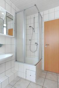 Koupelna v ubytování Haus Nordseesterne