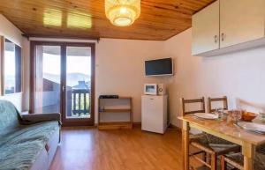 Køkken eller tekøkken på Studio cabine 4 personnes Résidence Le Péric A Terrasse avec vue + 16 billeder