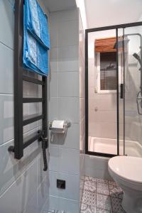 Kúpeľňa v ubytovaní Czar Prowansji - Comfy & Quiet near Rynek&Train Station Netflix
