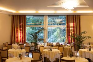 Restaurace v ubytování Hotel Garden Terme