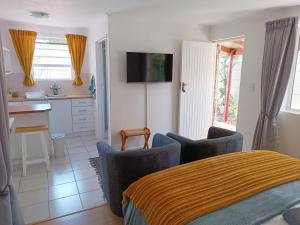 Et tv og/eller underholdning på NoulAnouk's Corner - Peaceful Studio