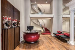 Χώρος καθιστικού στο THE STEPS Hotel - by Eitch Collection