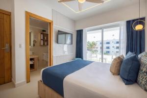 Letto o letti in una camera di Hotel HM Bavaro Beach - Adults Only