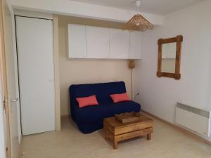 Φωτογραφία από το άλμπουμ του Appartement 1 chambre et 1 coin cabine, piscine, au bord du lac d 'Aureilhan,proche de Mimizan plage σε Aureilhan