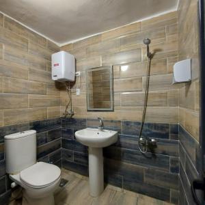 Ванная комната в Gresham Hotel +30 фотографий