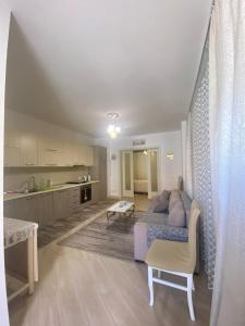 Arlis Home - Image 7