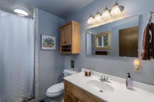 Bagno di Rivers Edge by NW Comfy Cabins