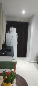 Imagem da galeria de La Home House1 - Apt studio em SJP com acesso rápido ao Aeroporto de Curitiba em São José dos Pinhais