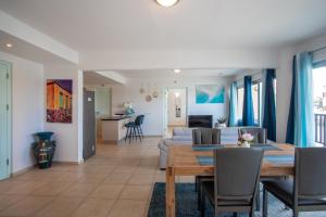 Η κουζίνα ή μικρή κουζίνα στο Palapa Beach Paradise