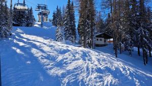 Obiekt Ski in - Ski out am Hauser Kaibling zimą