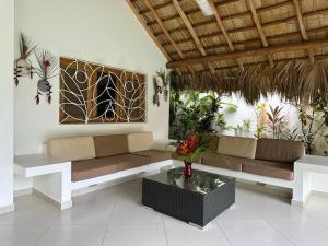 Posezení v ubytování Las Terrenas Villa- King Bed, Beaches & Dining